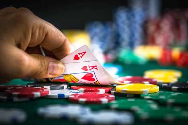 Try New Table Games at the best online casino sites Singapore for Fans